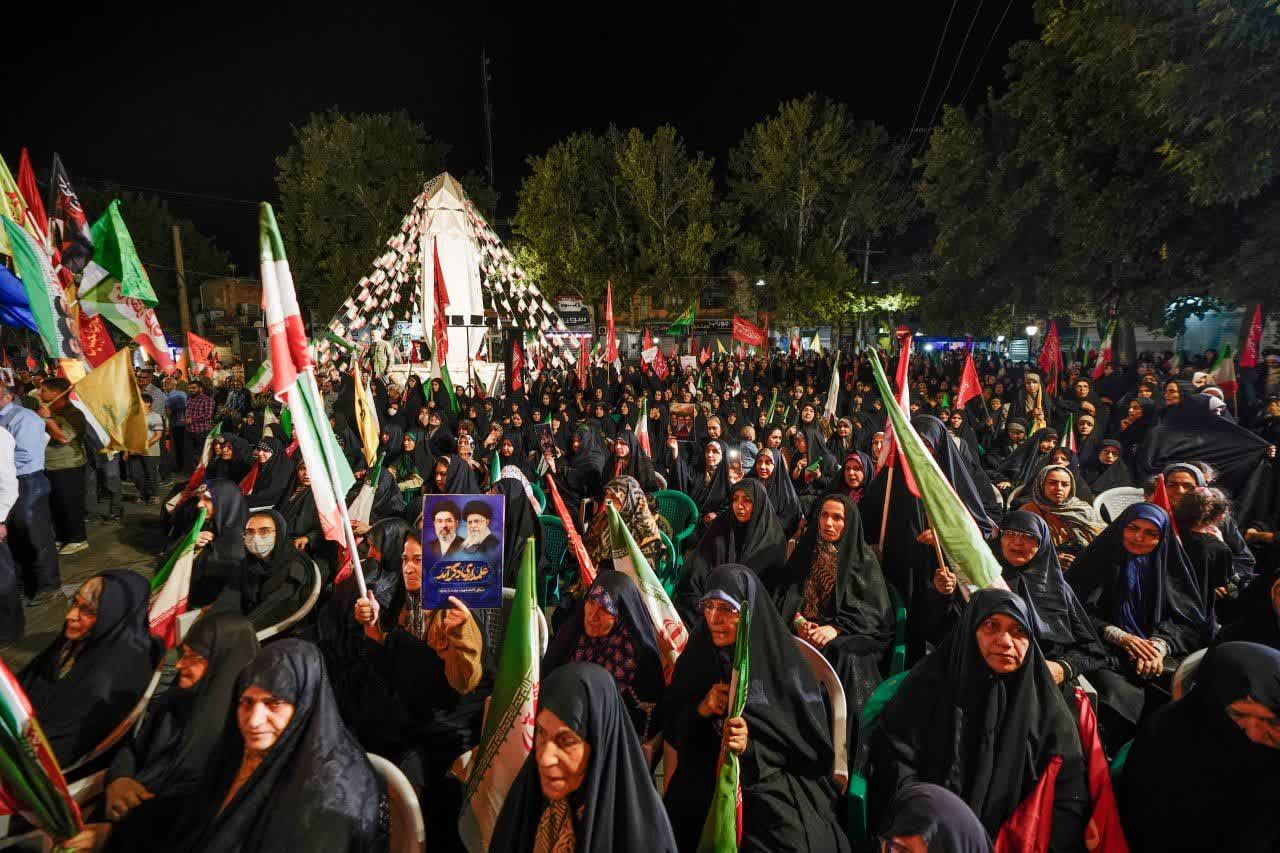 جشن همدلی اُمت سنگر هر شیعه خیابان شده حاج صادق آهنگران شهرستان محلات جشن همدلی اُمت سنگر هر شیعه خیابان شده حاج صادق آهنگران شهرستان محلات