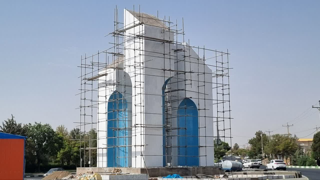 گزارش تصویری پیشرفت پروژه احداث المان ورودی غربی شهر محلات